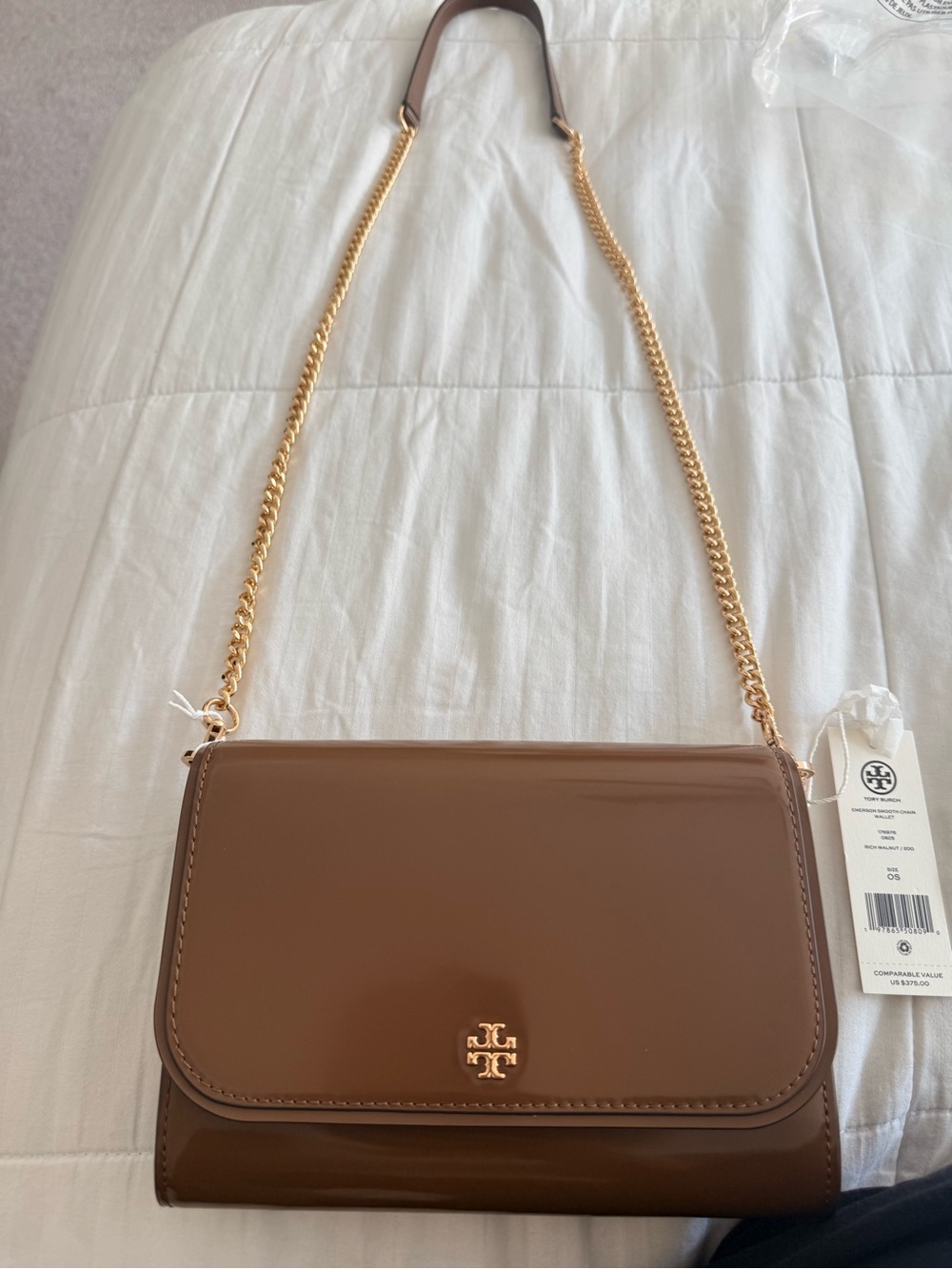 Tory Burch Emerson Smooth Chain Wallet in Rich Walnut